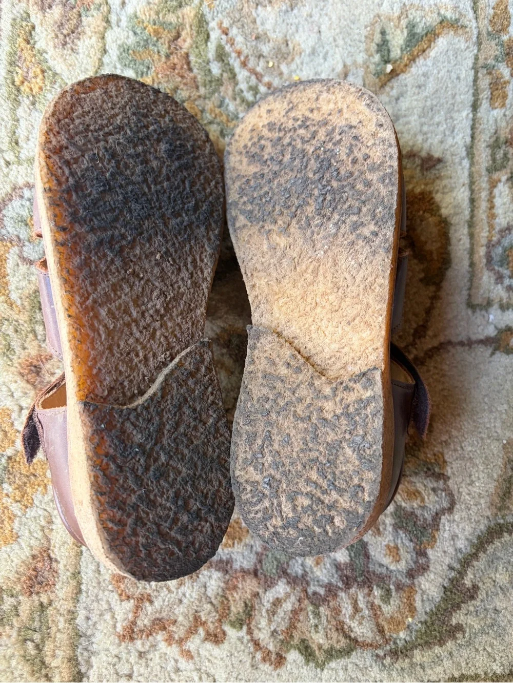 Angulus sandals sz 33